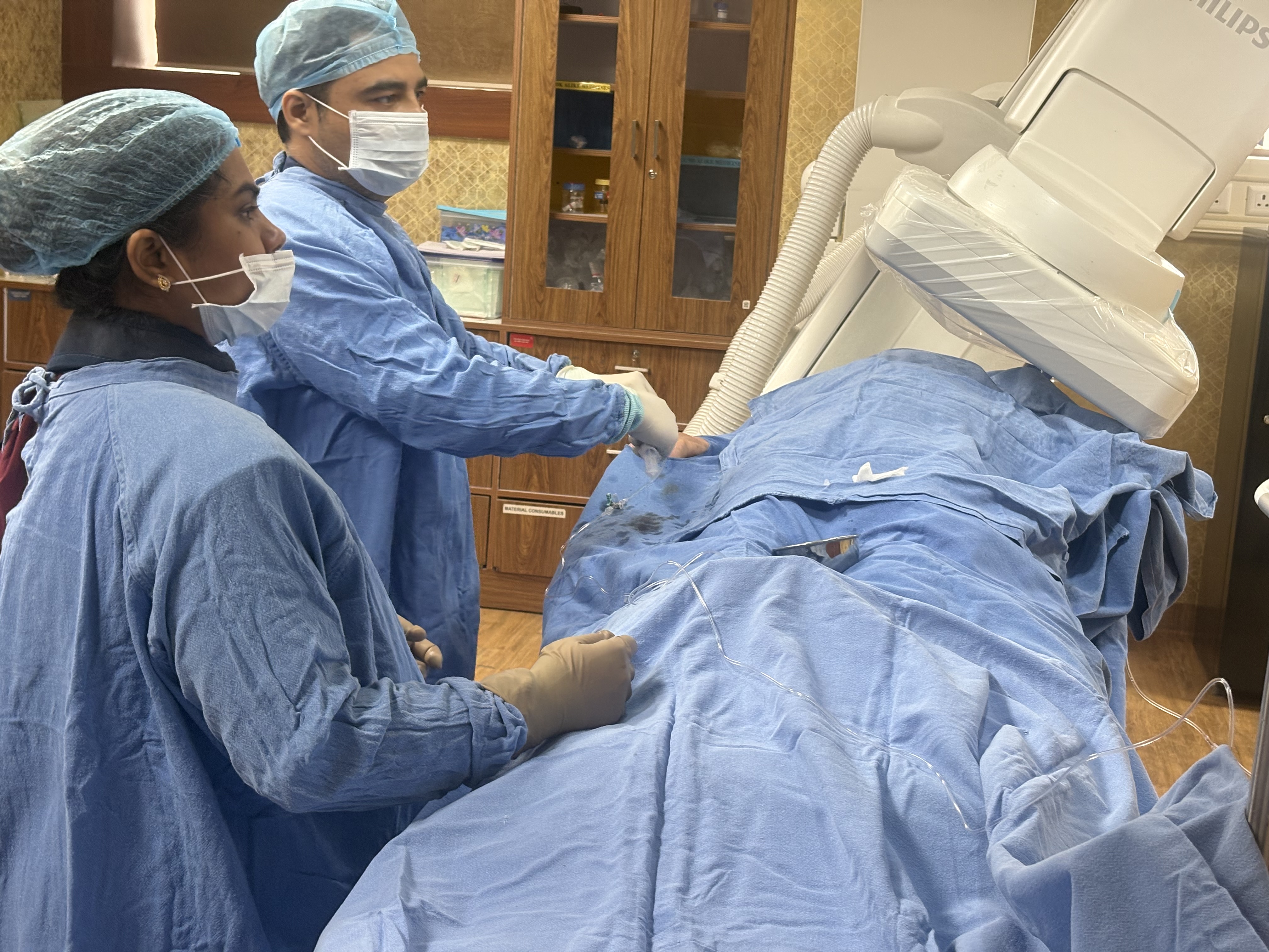 Dr. Ankur Gautam consulting a patient